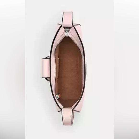 - 🌸Coach NWT Elegant Pink Eliza shoulder bag with zipper closure - Picture 3 of 7